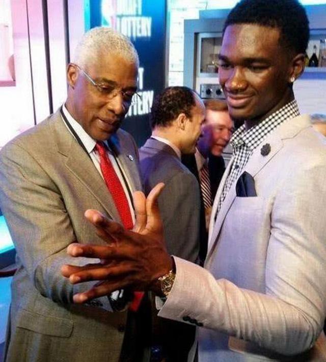 权田修一：申花外援的个人能力非常突出；拿到3分的感觉很好（权田修一称赞申花外援个人能力出众：拿下3分心情极佳）