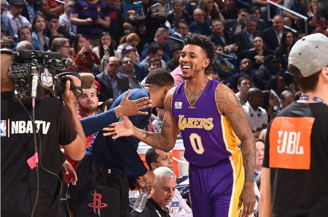 英超战报：埃基蒂克双响，田中碧绝平，利兹联3-3利物浦（英超战报：埃基蒂克梅开二度，田中碧读秒绝平，利兹联3-3利物浦）