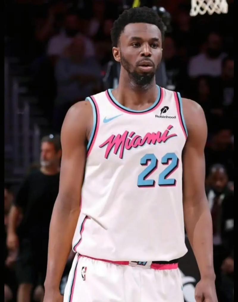 小法：在阿森纳时我讨厌切尔西，但加盟后发现是个很好的决定（小法：在阿森纳曾厌恶切尔西，转会后才知是明智之选）