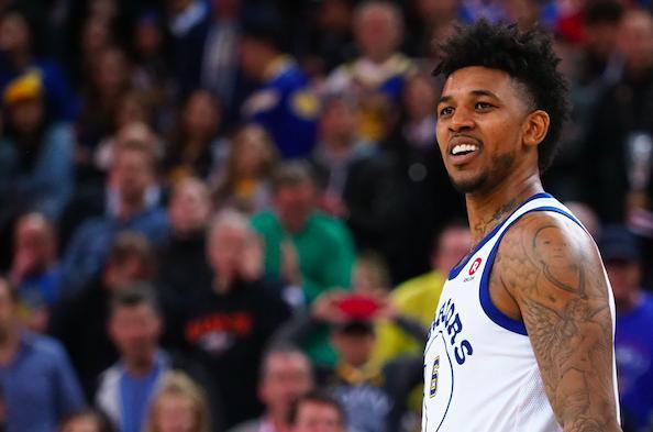 一人一城，韩国前国脚崔喆淳退役，曾代表全北出场超500次（全北功勋、韩国前国脚崔喆淳宣布退役：为俱乐部出场500余场）