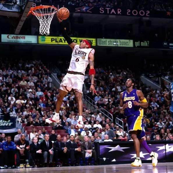 他没庆祝，却最冷静（不庆祝的他，最冷静）