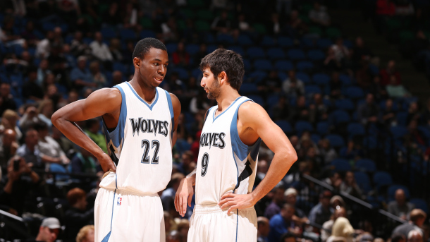 CBA季后赛对阵预测与焦点分析（CBA季后赛对阵前瞻与看点解析）